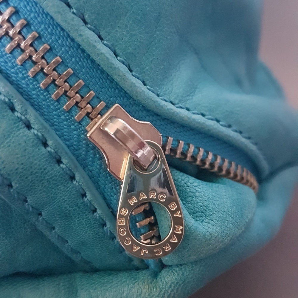 Handbag - Picture 3 of 8